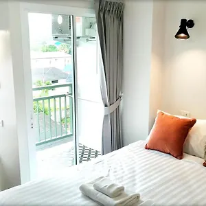 Behome Phuket Hotell
